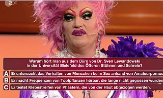 Olivia Jones liegt mir ihrer Antwort in der ZDF-Qiuz-Sendung "Da kommst Du nie drauf!" daneben. - Screenshot