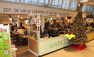 In dem neu geschaffenen Gastronomiebereich finden bis zu 170 Gäste zeitgleich Platz. - Eike J. Horstmann