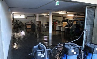 Der Wasserschaden beschädigte die Heizungsanlage der Delbrücker Gesamtschule. Das Wasser stand in Heizungsräumen zum Teil bis zu einen Meter hoch. - Stadt Delbrück