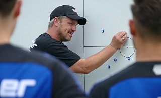 Im vergangenen Juni absolvierte Lukas Kwasniok mit seiner Mannschaft ein Trainingslager in den USA. Nun hofft der SCP-Coach, dass für sein Team auch im Januar ein Trainingslager im Ausland drin ist. - Benedikt Riemer