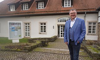 Der Nieheimer Swen Horstmann arbeitet bereits seit 15 Jahren im Rathaus in Schieder-Schwalenberg. Jetzt möchte er die Nachfolge von Bürgermeister Jörg Bierwirth antreten. - Michaela Weiße