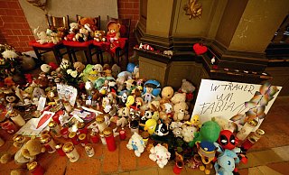 Vor vier Wochen verschwand der achtjährige Fabian, der Opfer eines Gewaltverbrechens wurde. (Archivbild) - Bernd Wüstneck/dpa