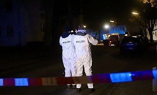 Die Mordkommission ermittelt nach den Schüssen. - Charlotte Mahncke