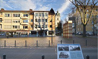 Die Gedenkstunde findet dort statt, wo einst die alte Synagoge stand. - NW