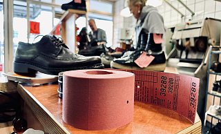 Die Rolle mit den Abholscheinen gehört auch heute noch in vielen Werkstätten zum Reparatur-Alltag. - Stefan Becker