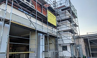 Baustelle Feuerwehrwache in Peckelheim: Dort, wo die Fahrzeughallen entstehen, ist noch weitgehend Rohbau. - Burkhard Battran