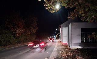 Am Sonntagabend waren auch die Straßen in Levern wieder erleuchtet. Am Vorabend war es dagegen wegen eines Stromausfalls zeitweise stockfinster. - Joern Spreen-Ledebur Am Sonntagabend waren auch die Straßen in Levern wieder erleuchtet. Am Vorabend war es dagegen wegen eines Stromausfalls zeitweise stockfinster. - Joern Spreen-Ledebur