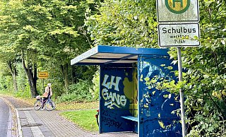 Der vermisste 27-jährige Ukrainer hielt sich die meiste Zeit seines Verschwindens an dieser Schulbushaltestelle auf. - Stefan Becker