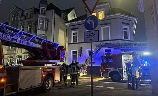 Das Feuer brach in einer Abstellkammer im Treppenhaus vor der Dachgeschosswohnung aus. - Paul Brinkmann
