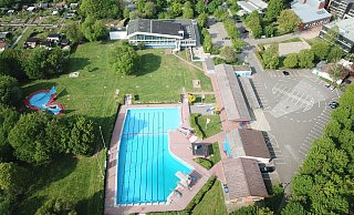 Die Löhner Bäder müssen neu gebaut werden. Besonders das Hallenbad ist in einem schlechten Zustand. - Wolfhard Jording