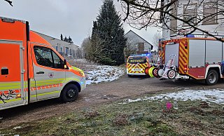 Feuerwehr und Rettungsdienst rückten am Montag zur Rolfzener Straße in Steinheim aus. - Feuerwehr Steinheim
