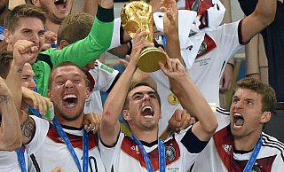 Den Moment des WM-Triumphs wird Philipp Lahm nie mehr vergessen. - Marcus Brandt/dpa