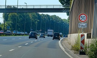 Auf einer Strecke von 1,3 Kilometern gilt aktuell auf dem Ostwestfalendamm ein Tempolimit von 50 km/h. - Andreas Zobe