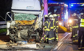 Das Führerhaus des Lastwagens war völlig zerstört.  - Christian Mathiesen