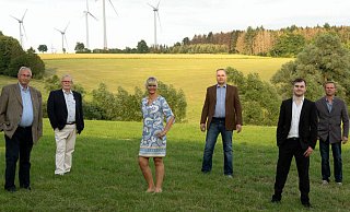 Die FDP Lichtenau geht optimistisch mit (v.l.) Uwe Kirschner, Werner Spisse, Nina-Maria Mehring, Stephan Kurte, Cedric Rebbe und Manfred Schäfers in die Kommunalwahl. - FDP Lichtenau