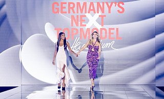 Supermodel Naomi Campbell ist am Mittwoch an der Seite von Heidi Klum bei "Germanys Next Topmodel" zu sehen. Gemeinsam beurteilen sie dann unter anderem Alexander aus Löhne. - ProSieben/Nadine Rupp