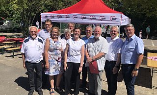 AWO Sommerfest 2019Der Vorstand und die Gäste (v.l.): Herr Schadwinkel, Stefan Schwartze, Angela Lück, Christiane Möller-Bach, Andreas Rödel, Gisela Kucknat, Ulrich Rolfswinkel, Klaus-Ulrich Pustlauk, Jürgen Müller und Christian Dahm. - Mareike Köstermeyer