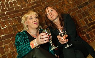 Nina Wagner und Antje Tiemeyer. - Vladimir Dück