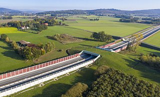 Die neue A 33-Trasse: So wie hier bei Borgholzhausen sollen Grünbrücken Tieren das Überqueren der Fahrbahn ermöglichen. - Ulrich Fälker