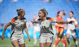 Wollen auch bei der EM jubeln: Lea Schüller und Giulia Gwinn - Laurent Cipriani/AP/dpa