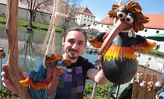 Skurrile, kunsthandwerkliche Keramik gibt es am Teich bei Kerim Yörük von Bingos Tonstudio aus Hamburg. - Uwe Müller