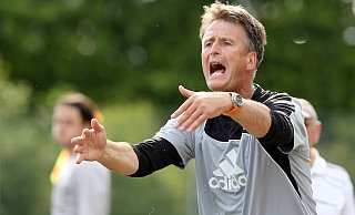 Rolf „Pico“ Fritz war nicht nur als Trainer, hier in der Landesligasaison 2013/14, aktiv. 60 Jahre gehört er dem VfR Wellensiek mittlerweile an. - Reimar Ott