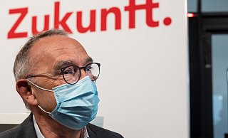 Norbert Walter-Borjans, Parteivorsitzender der SPD, bei einem Treffen der Kommunalwahl-Kandidaten der Region. - picture alliance/dpa