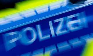 Ein Unfall auf der Münsterstraße in Schloß Neuhaus beeinträchtigt auch den Verkehr auf der A33. - Rolf Vennenbernd/dpa