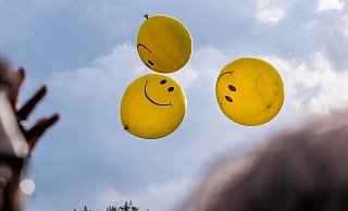 In NRW ist die Lebenszufriedenheit der Menschen hoch. Bundesweit belegt das Land Platz 4, zeigt der Glücksatlas. - Milo Hess/ZUMA Press Wire/dpa