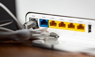 Mehr als ein Jahr hatte eine Löhnerin Probleme mit ihrem Internet-Anschluss. - Fabian Sommer/dpa Mehr als ein Jahr hatte eine Löhnerin Probleme mit ihrem Internet-Anschluss. - Fabian Sommer/dpa