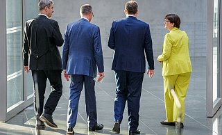 Nach den erfolgreichen Sondierungsgesprächen: Wird aus Markus Söder (v. l.), Friedrich Merz (beide Union) sowie Lars Klingbeil und Saskia Esken (beide SPD) noch eine Regierung? - Kay Nietfeld/dpa