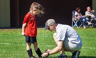 Das Ehrenamt ist mehr als Schleife binden: Besonders für den Nachwuchs des Ehrenamtes wollen sich einige Parteien einsetzen. - SSB Bielefeld