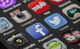 Soziale Medien sind mehr als nur Wahlkampfinstrument. Sie sollten als Ergänzung dienen und mit anderen Medienformaten eingesetzt werden, rät ein Experte der Uni Bielefeld. - Pixabay