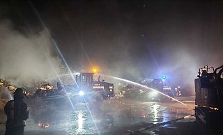 Das Paderborner THW ist im Raum Euskirchen eingesetzt. In der Nacht zu Freitag wurden die Helfer sogar als Feuerwehr benötigt. - THW Paderborn
