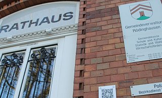 Das Rathaus in Rödinghausen. - Florian Weyand