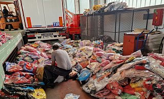 Vor der Fußball-EM und anderen großen Sportereignissen hat die EU vor Markenpiraterie und illegalem Streaming gewarnt. - Serbische Polizei/EUIPO/dpa