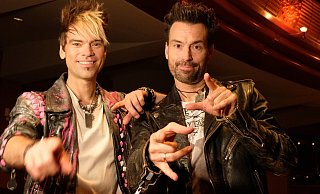 Die Ehrlich Brothers nach ihrer Show im New Jersey Performing Arts Center in Newark/USA. Noch bis zum 18. Oktober sind Andreas und Chris Ehrlich in Amerika unterwegs. Viele der Shows sind bereits ausverkauft. - Philipp Kaufmann