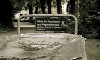 Der Mann muss nun dauerhaft in einem psychiatrischen Krankenhaus bleiben. - Pixabay