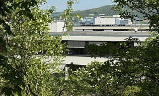 Wie geht es mit der TH OWL in Höxter weiter? Im Kommunalwahlkampf wird darüber jetzt eifrig diskutiert. Entscheidungen treffen kann allerdings nur die TH OWL selbst - den Rahmen gibt die Landesregierung in Düsseldorf vor. - Ralf T. Mischer