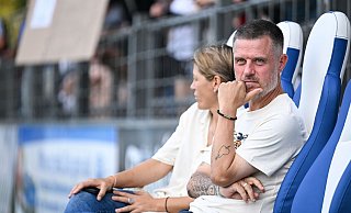 Trainer Alexander Straus will eine erfolgreiche Champions-League-Saison mit dem FC Bayern spielen - Sebastian Christoph Gollnow/dpa