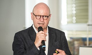 Baulandstratege: Markus Lewe, Oberbürgermeister von Münster, besucht einmal im Monat Unternehmen. „Die sagen mir: ,Bauen Sie Wohnungen für unsere Mitarbeiter’." - Jörg Dieckmann