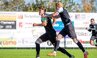 War kaum einzufangen: Maximilian Hippe hat gerade zum 1:1-Ausgleich getroffen. - Joel Beinke