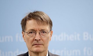 «Ich gehe weiterhin davon aus, dass das Cannabis-Gesetz in der Woche vom 19. bis zum 23. Februar im Bundestag verabschiedet wird»: Bundesgesundheitsminister Karl Lauterbach. - Carsten Koall/dpa
