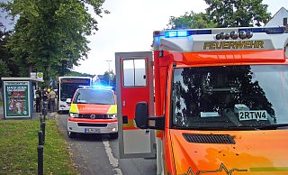 In dem Bus sind mehrere Personen gestürzt, darunter ein Kleinkind. - Ralph Meyer