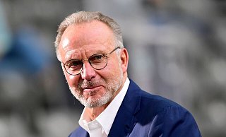 Karl-Heinz Rummenigge empfiehlt dem DFB und der Nationalmannschaft vor der WM mehr Demut. - Robert Michael/dpa-Zentralbild/Pool/dpa