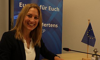 Verena Mertens bickt auf ihre ersten 100 Tage im Europäischen Parlament. - Holger Kosbab