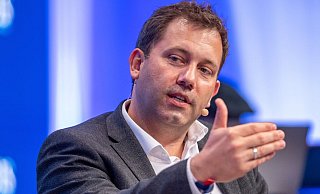 Lars Klingbeil soll am kommenden Wochenende von einem Parteitag zum Co-Parteichef gewählt werden. - Foto: David Inderlied/dpa