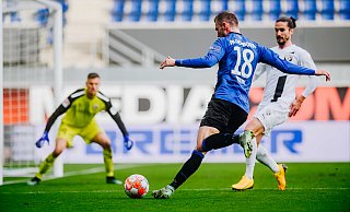 Dennis Srbeny kam zur Pause in die Partie und zeigte eine gute Leistung. Hier kommt der SCP-Stürmer in der 84. Minute zum Abschluss. - Besim Mazhiqi