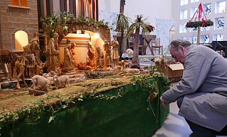 Überlässt nichts dem Zufall: Helmut Ossowski bei der Feinarbeit - Thorsten Mailänder