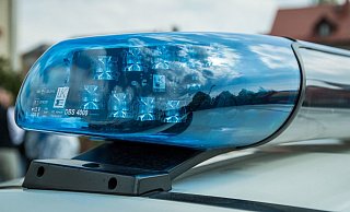 Die Polizei rückte am Montagmorgen auf die A 33 aus. - Symbolbild: Pixabay